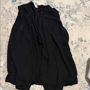 Elegant Black Sleeveless Blouse